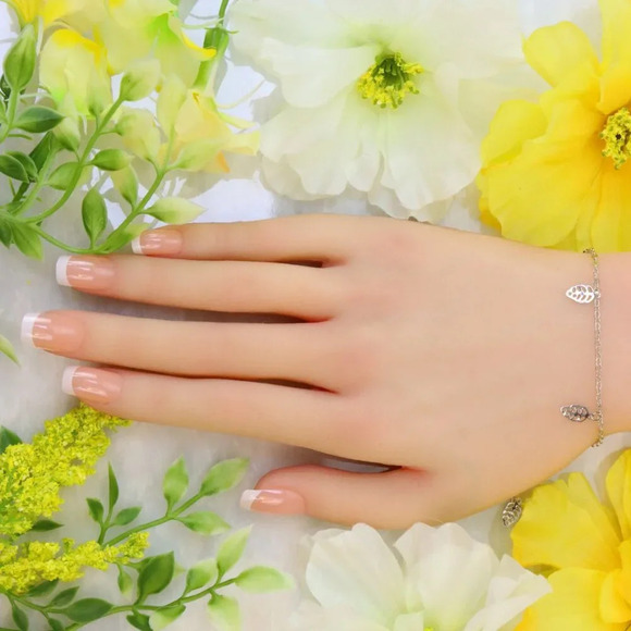 "Minimalist Bracelet, Sleek & Modern Design, Women’s Fashion, YC110262-B - Picture 9 of 10